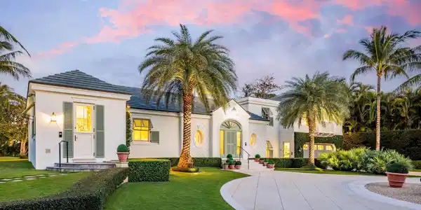 Image 4: Sunset Front Exterior