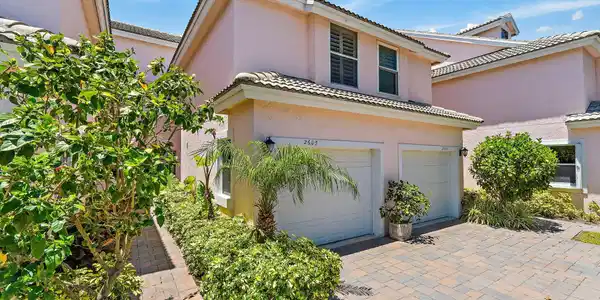 Image 3: 007-2605FairwayDrN-Jupiter-SMALL