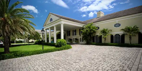 400 Beach Road
