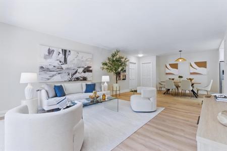 315 Venetian 2 Drive