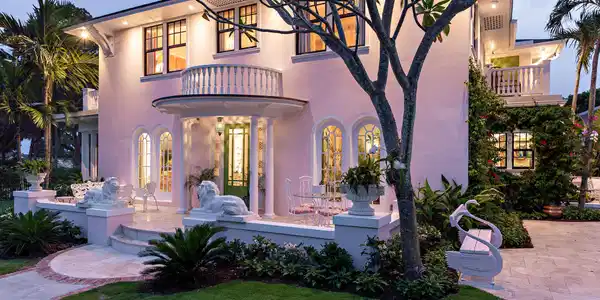 Image 4: Twilight Exterior