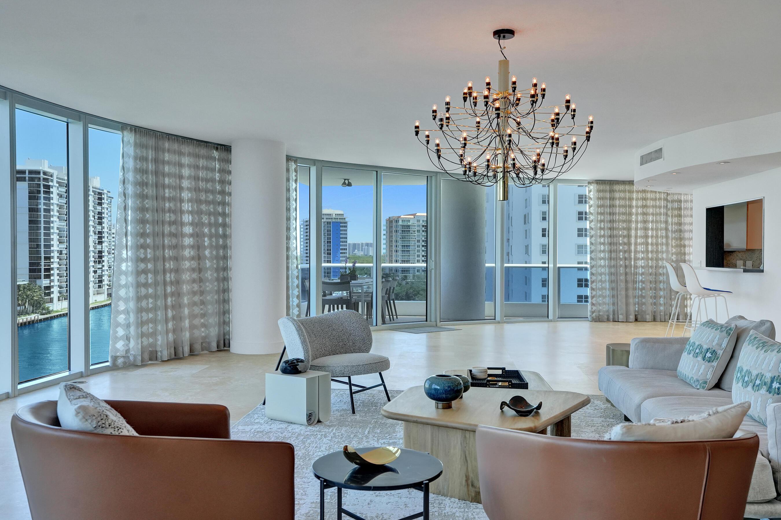Image 3: Curved Wall of Windows Magnificent Western Views