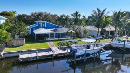 1319 SW Dyer Point Road