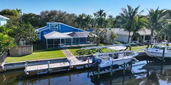 1319 SW Dyer Point Road