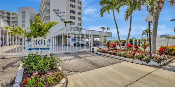 301 Lake Shore Drive
