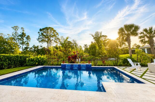 Image 3: Gas heated pool is self-filling and includes water