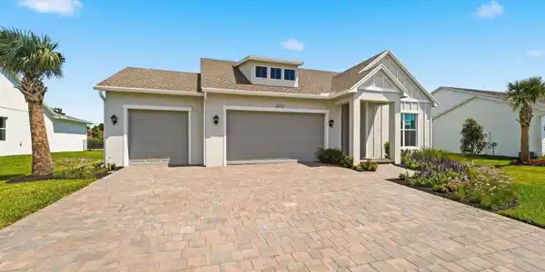 Image 2: Front of Home
