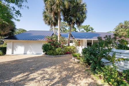 5261 SE Burning Tree Circle