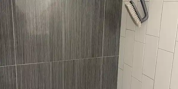 Image 4: modern bathroom