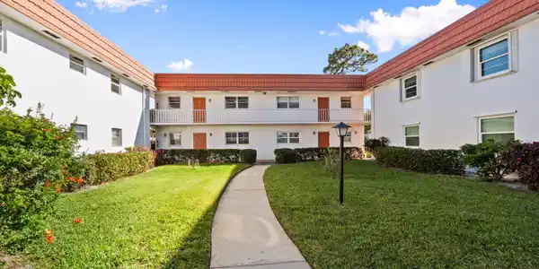 2600 SE Ocean Boulevard