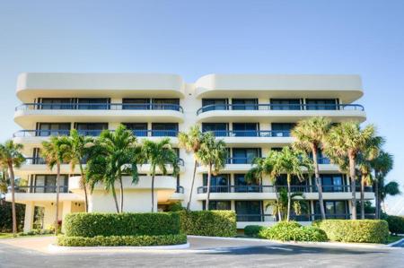 50 Beach Road