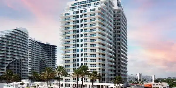 Image 2: Iconic Fort Lauderdale Beach
