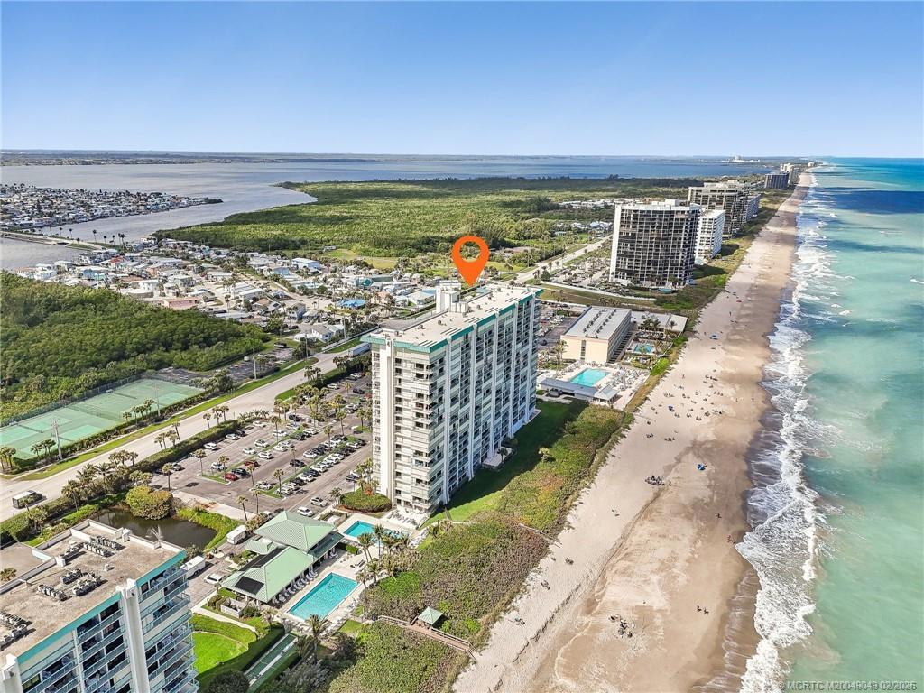 Image 1: 8th floor ocean front!