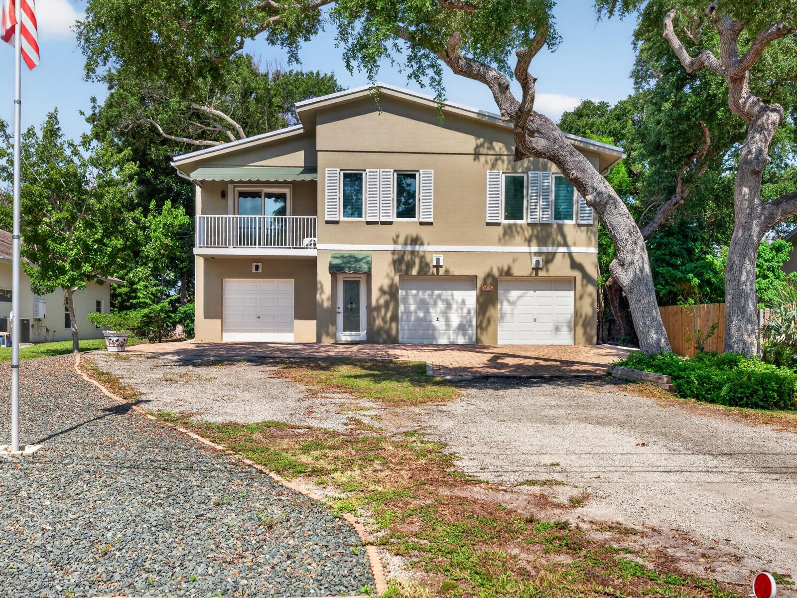 Image 3: 9435 Frangipani Dr-3