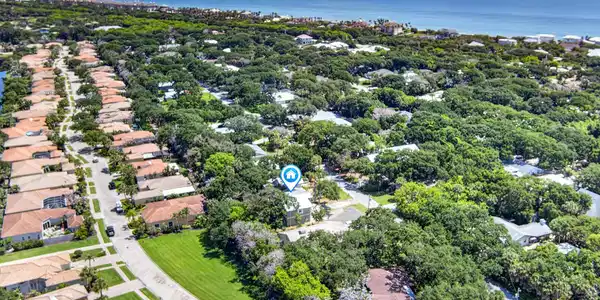 Image 4: 9435 Frangipani Dr-44