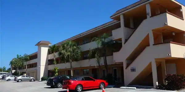 4500 N Federal Hwy