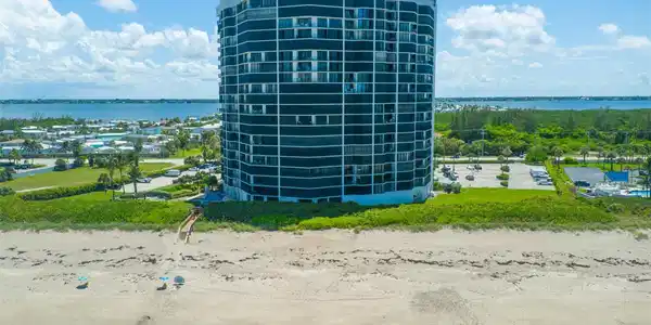 9650 S Ocean Drive