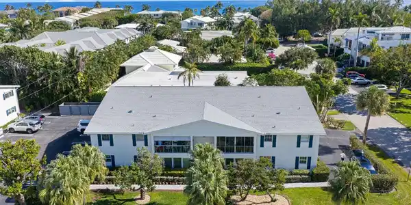315 Venetian Drive