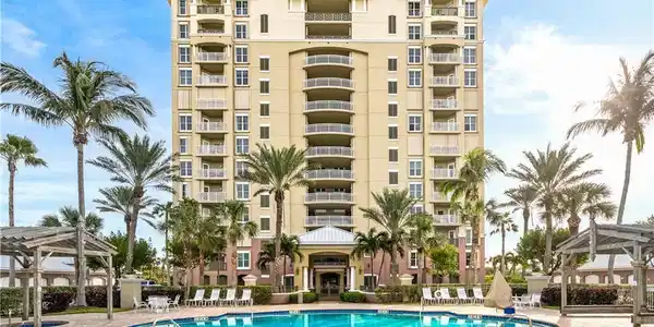 3702 N Highway A1a