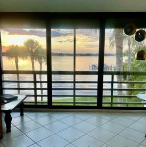 1950 SW Palm City Rd