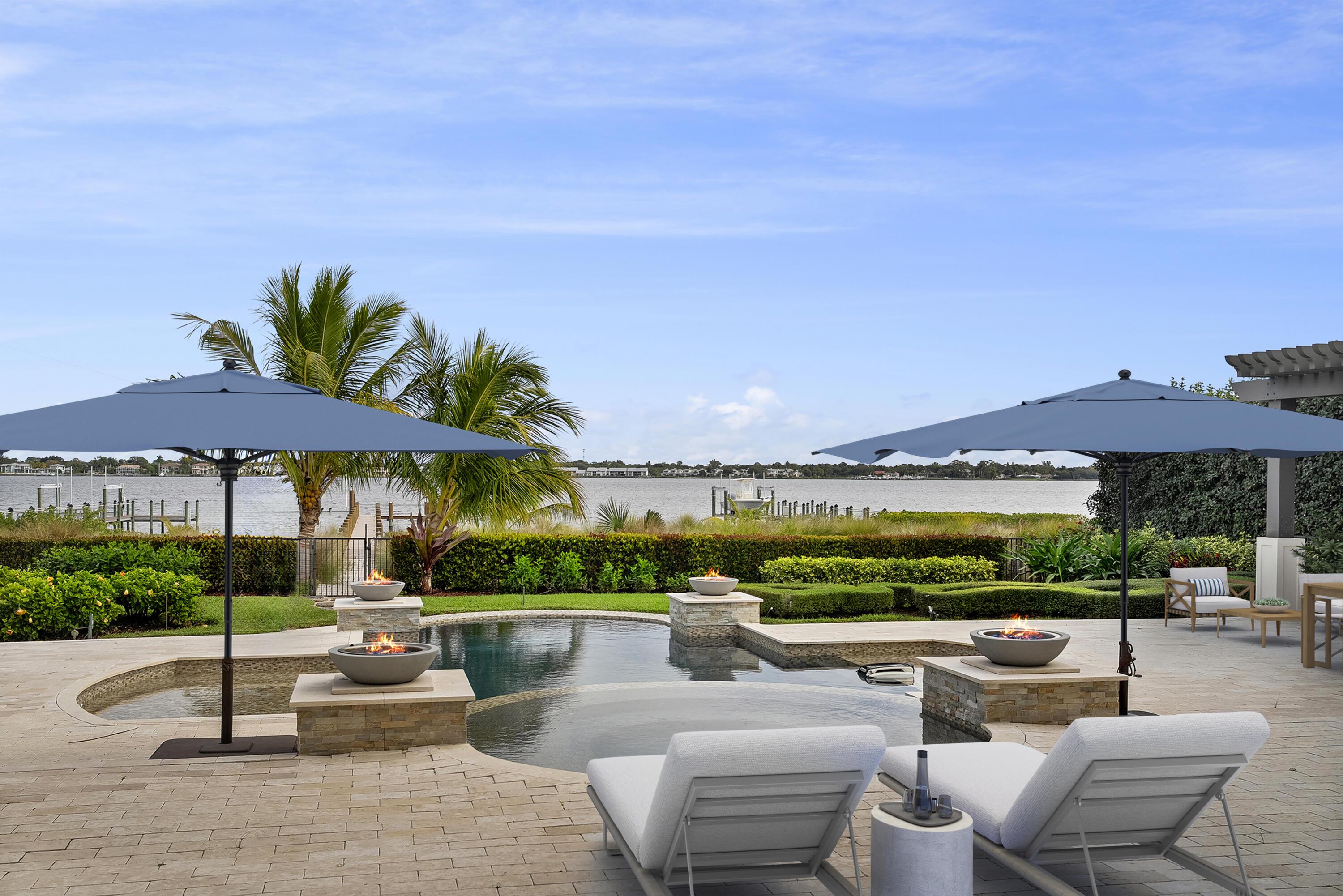 Image 3: DSC05375_Stage