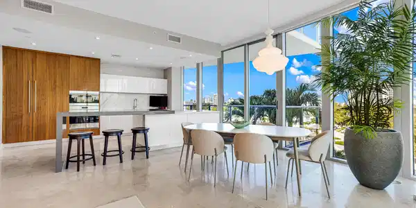 Image 4: 701 N Fort Lauderdale Beach Blvd-Fort La