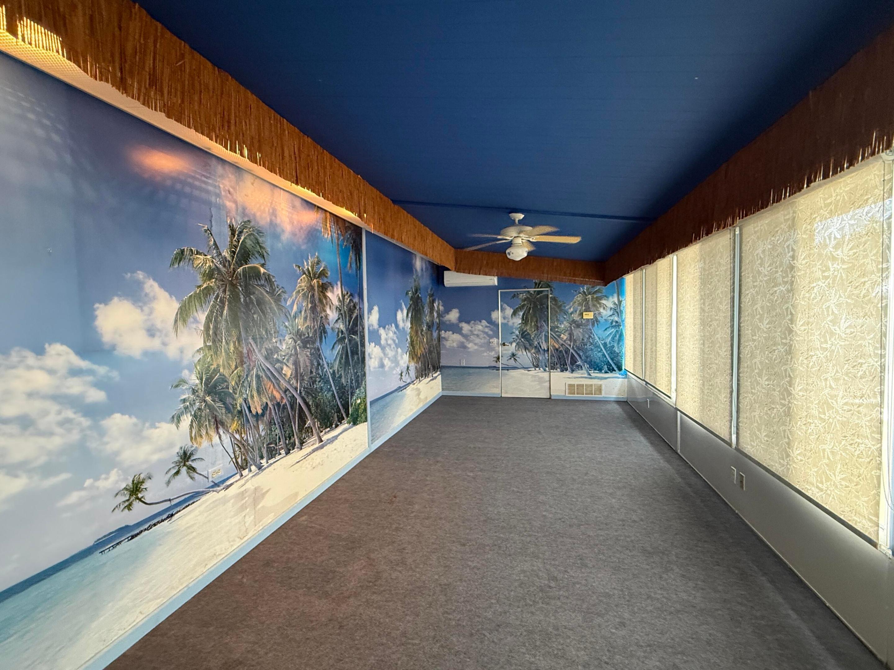Image 3: LANAI - FAMILY ROOM