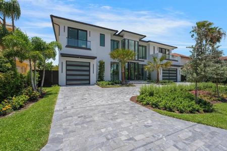 948 Banyan Drive