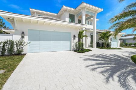 192 River Drive
