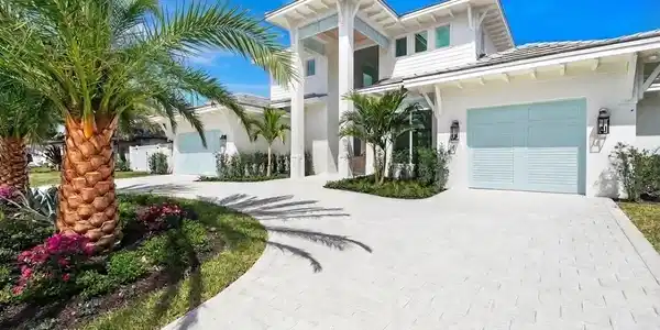 Image 2: Exterior Front