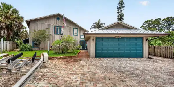 2483 SW Murphy Road