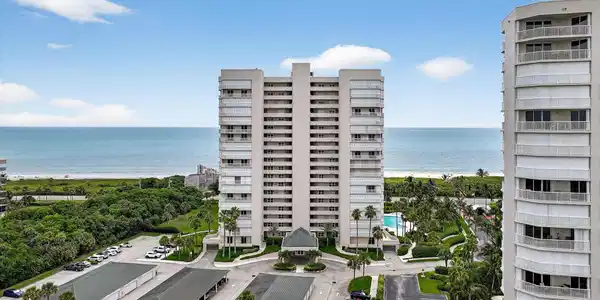 5051 N Highway A1a