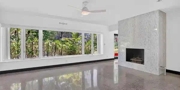 Image 4: 4