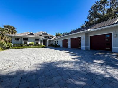 2085 SE Saint Lucie Boulevard