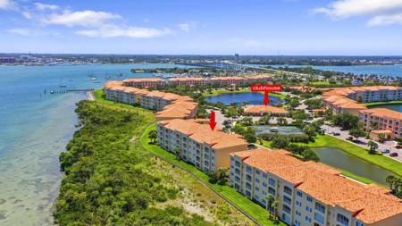 26 Harbour Isle Drive W