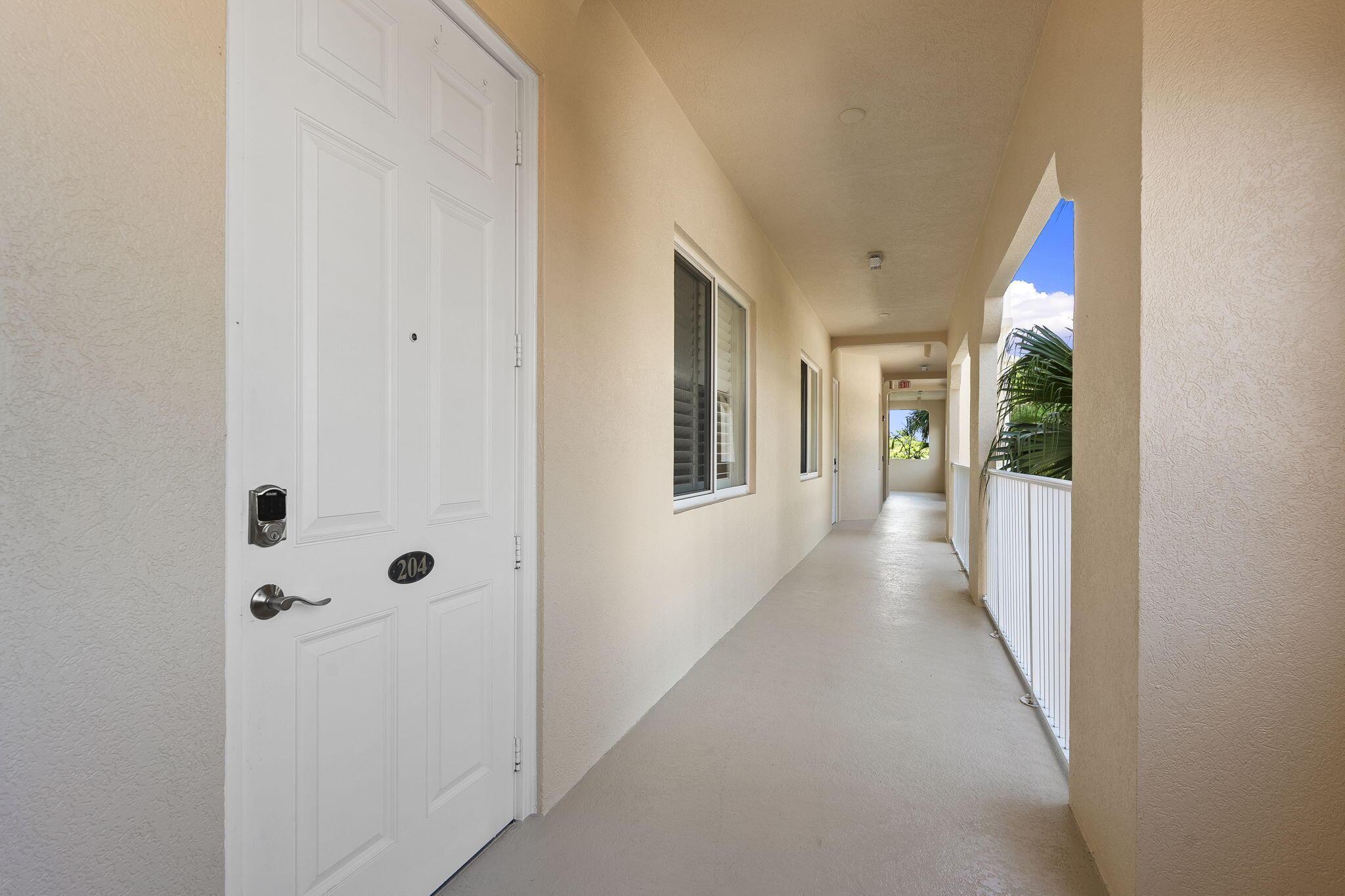 Image 3: 3-web-or-mls-DSC07053