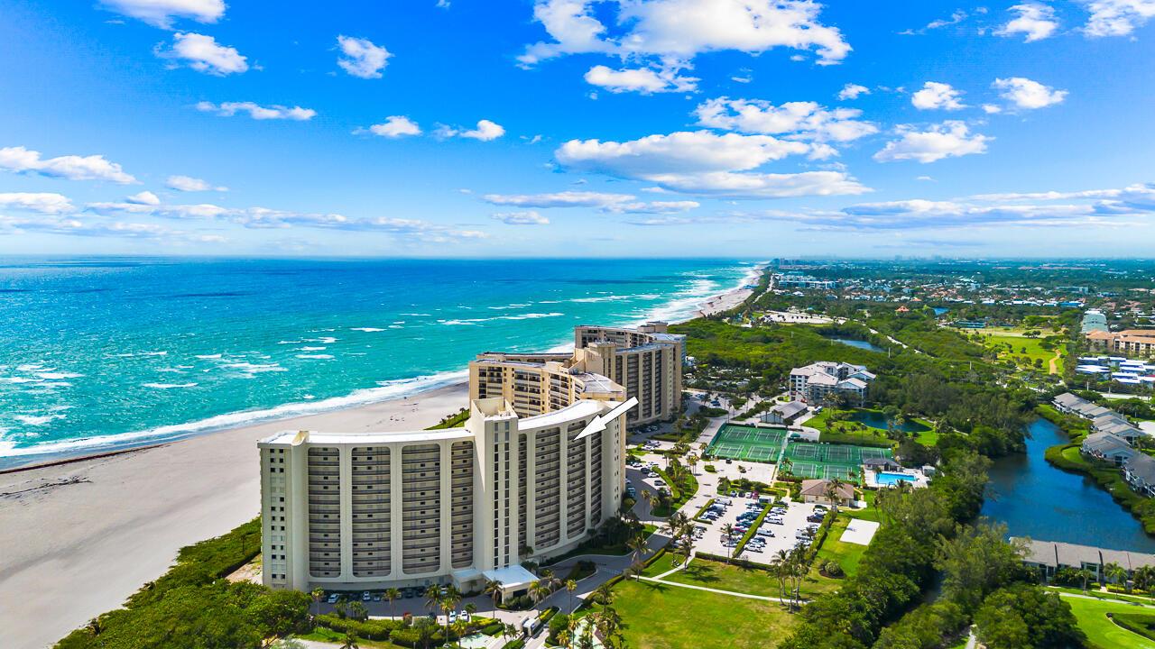 Image 4: 400 Ocean Trail Way-2