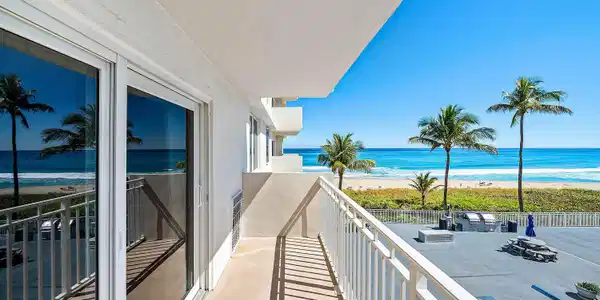 Image 2: 031-3301SouthOceanBoulevard-207-Highland