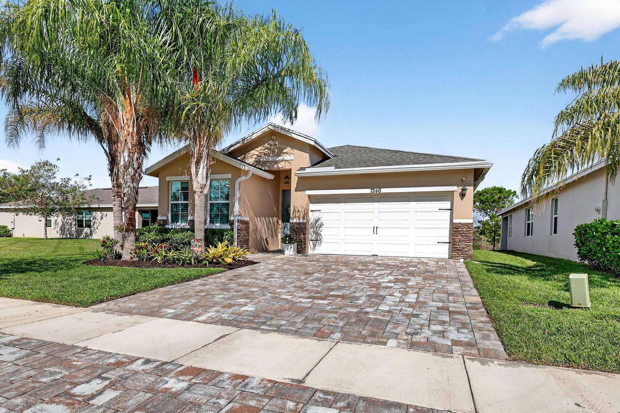 Image 2: 2-web-or-mls-5P1A8846
