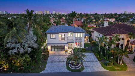 334 Isle Of Capri Drive