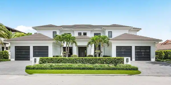 215 W Coconut Palm Road