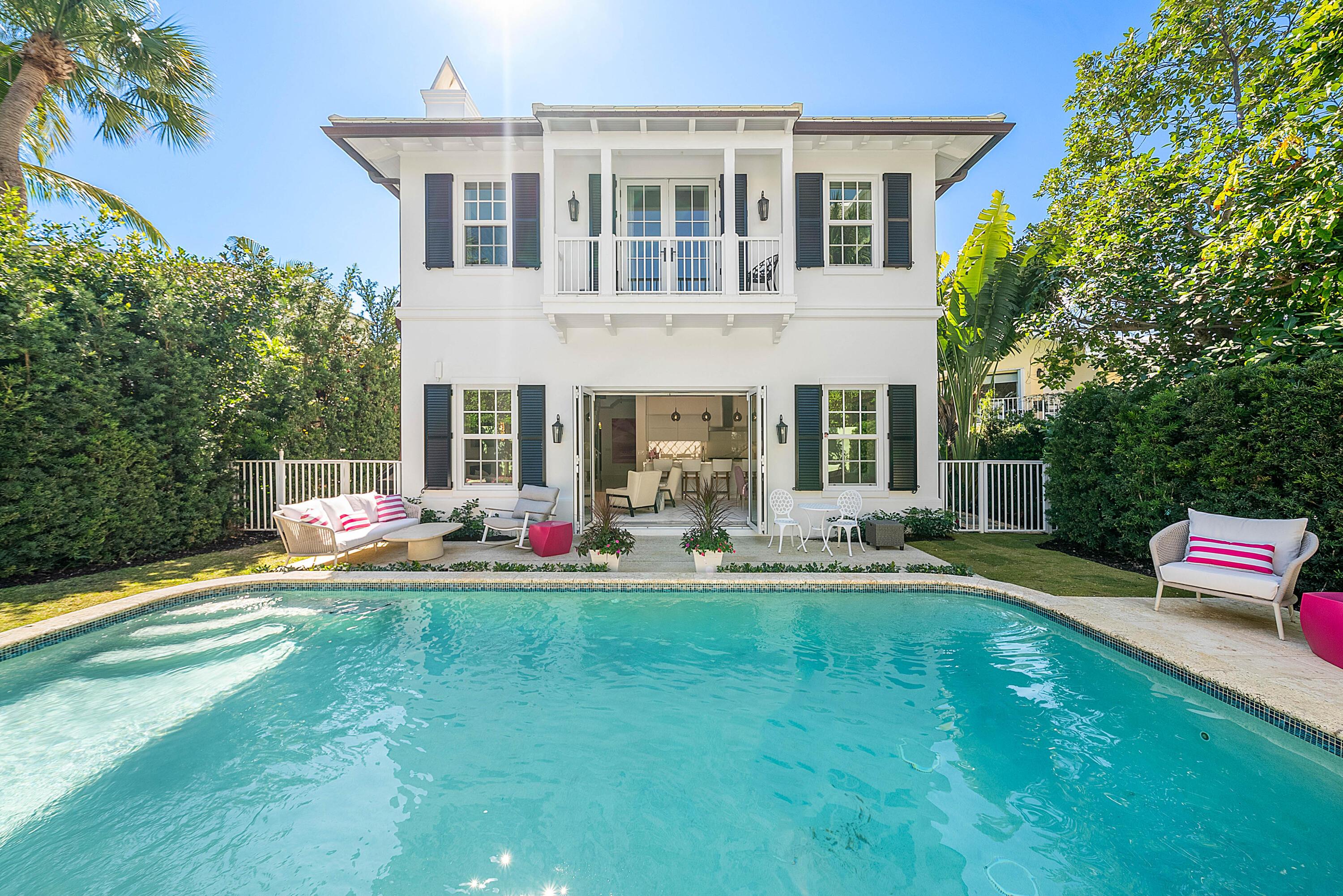 Image 2: 051-157PeruvianAvenue-PalmBeach-FL-33480