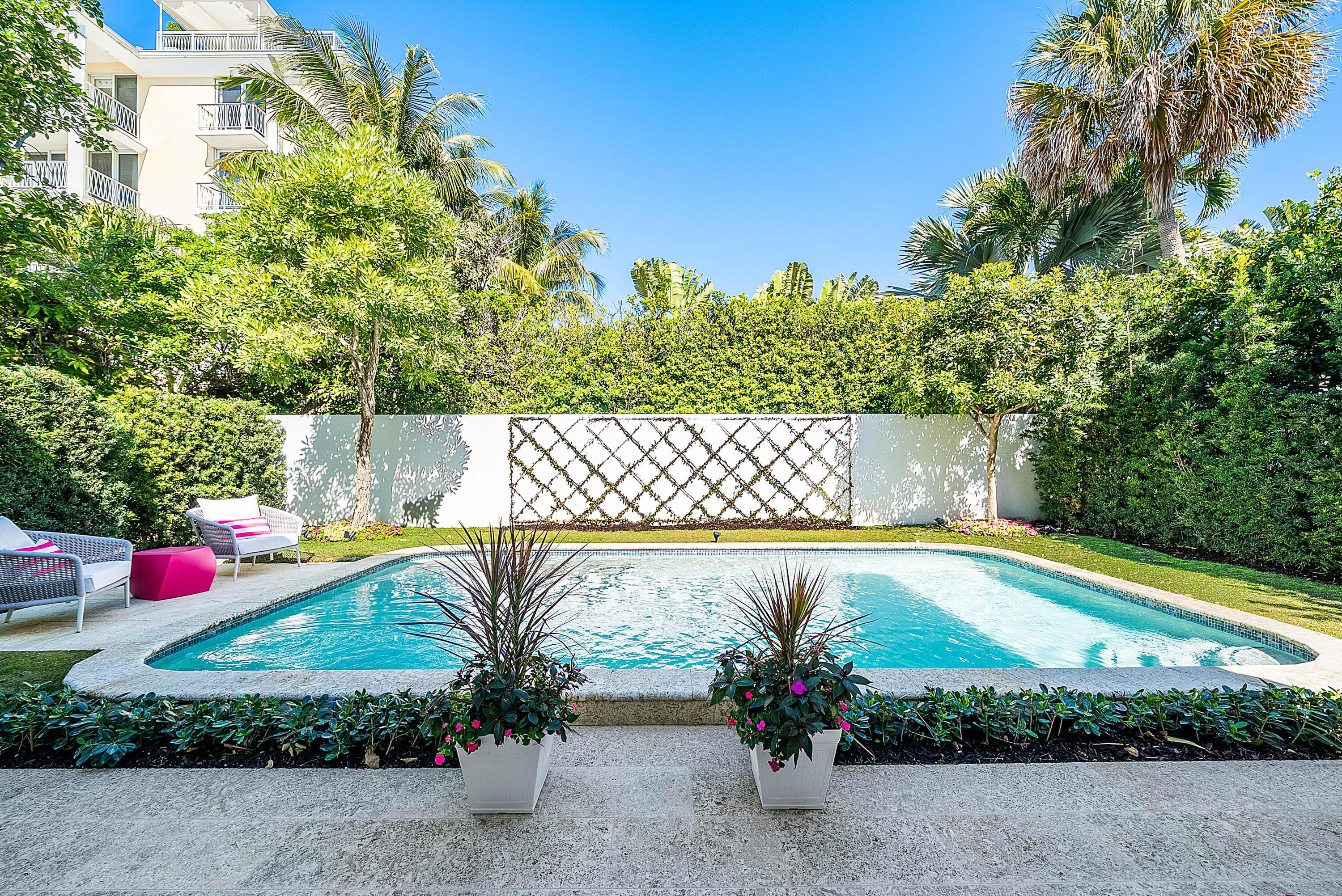 Image 4: 049-157PeruvianAvenue-PalmBeach-FL-33480