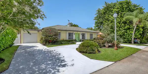 219 Claremont Lane