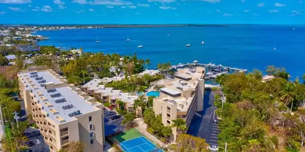 104350 Overseas Highway