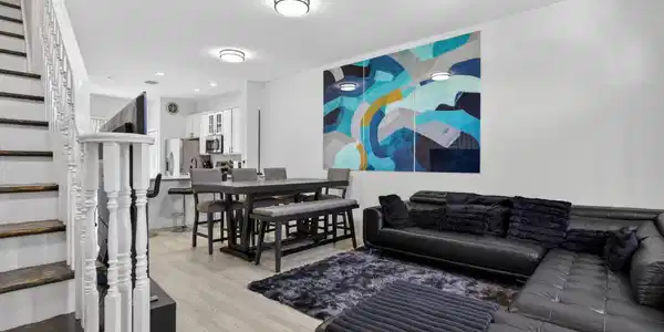 Image 3: 4-web-or-mls-2457-3056