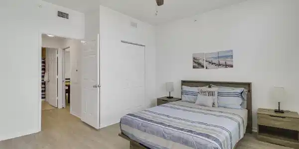 Image 3: Ensuite
