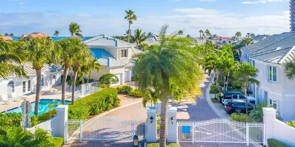 774 Seaview Drive