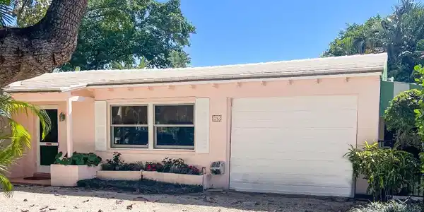 210 Debra Lane