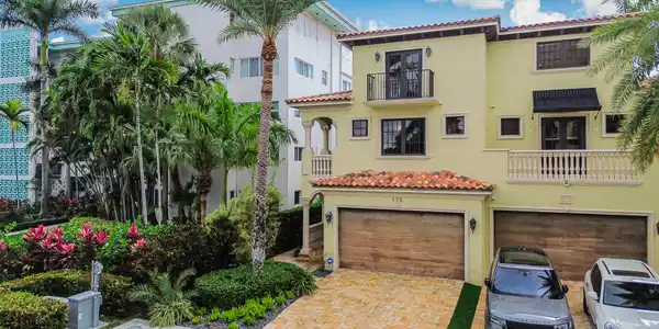 Image 3: 170 Isle of Venice Dr-3